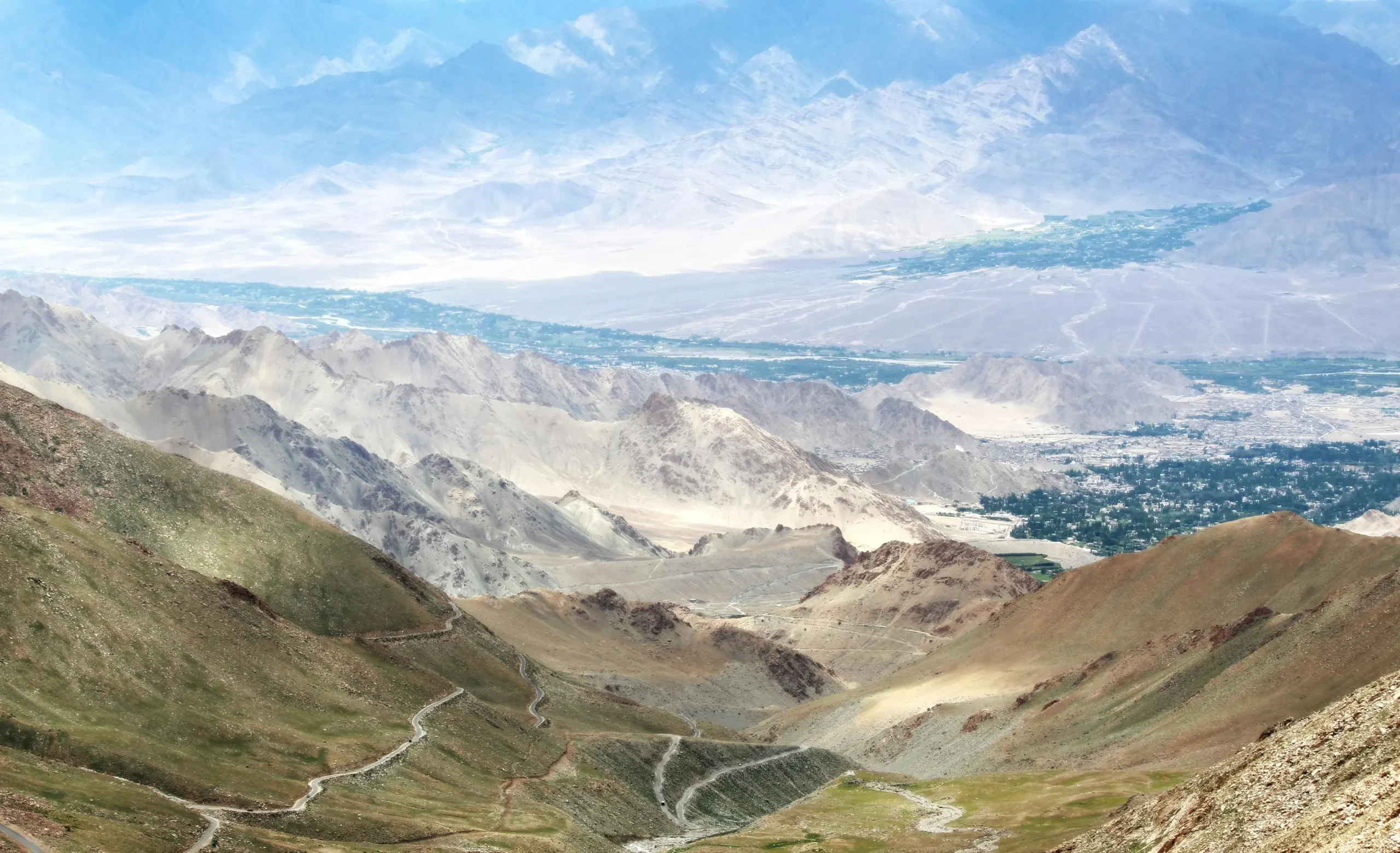 magnetic hill ladakh
